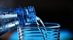 boire de l'eau régulièrement pour avoir plus de vitalité 